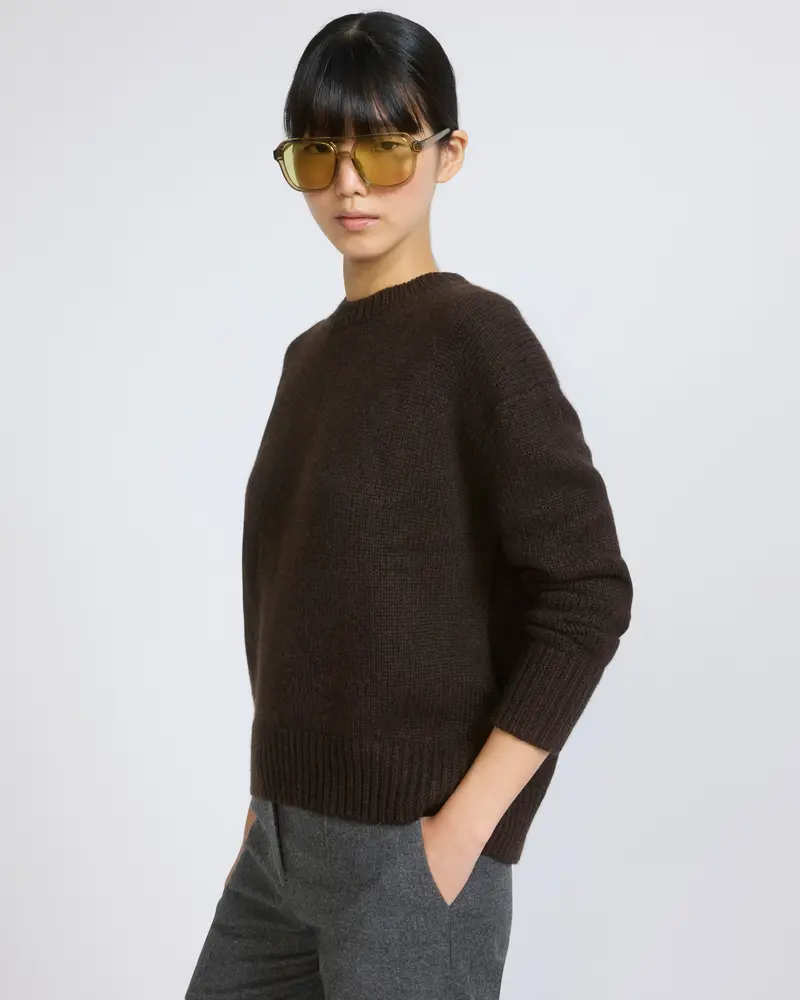 100% cashmere knit crew neck sweater