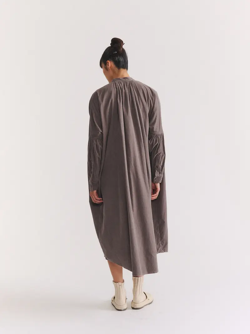 1901 DRESS - PIN CORD - LIGHT KHAKI