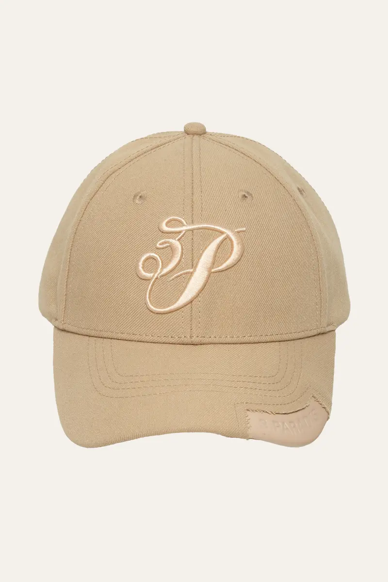 3. PARADIS 3P Cursive Logo Cap