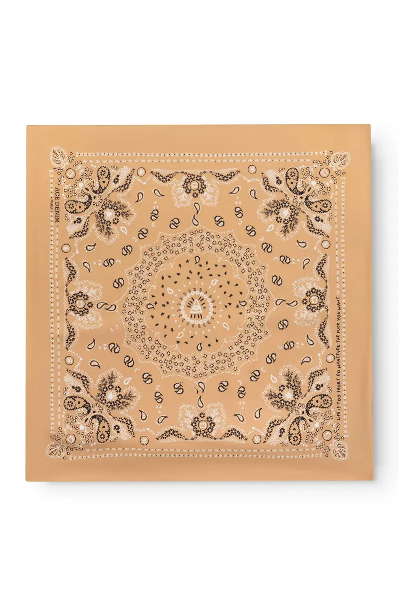 AD 400 - Carré en Soie Beige