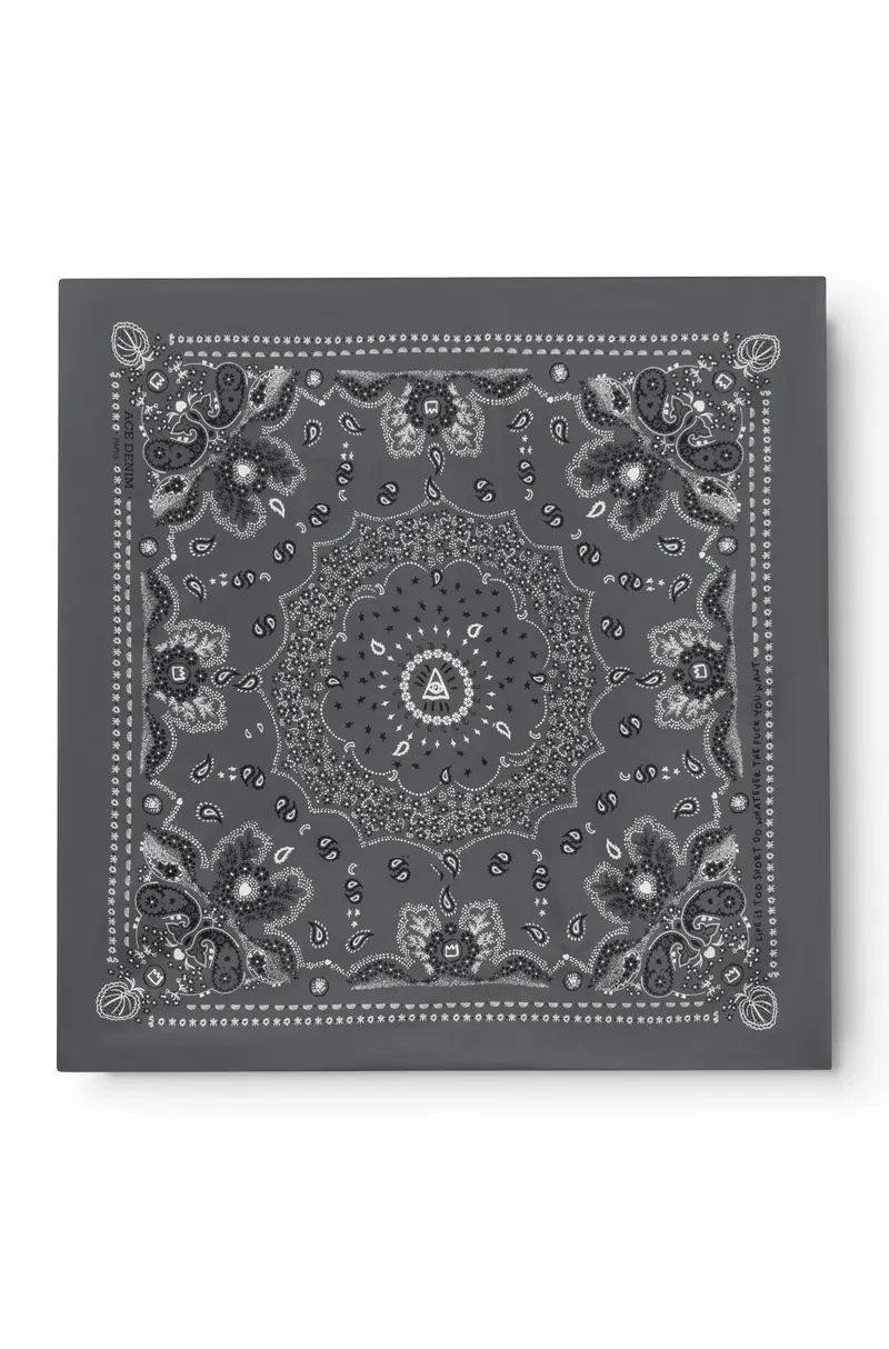 AD 400 - Carré en Soie Taupe
