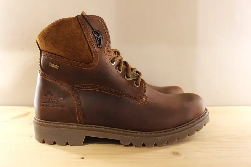 AMUR GORE-TEX