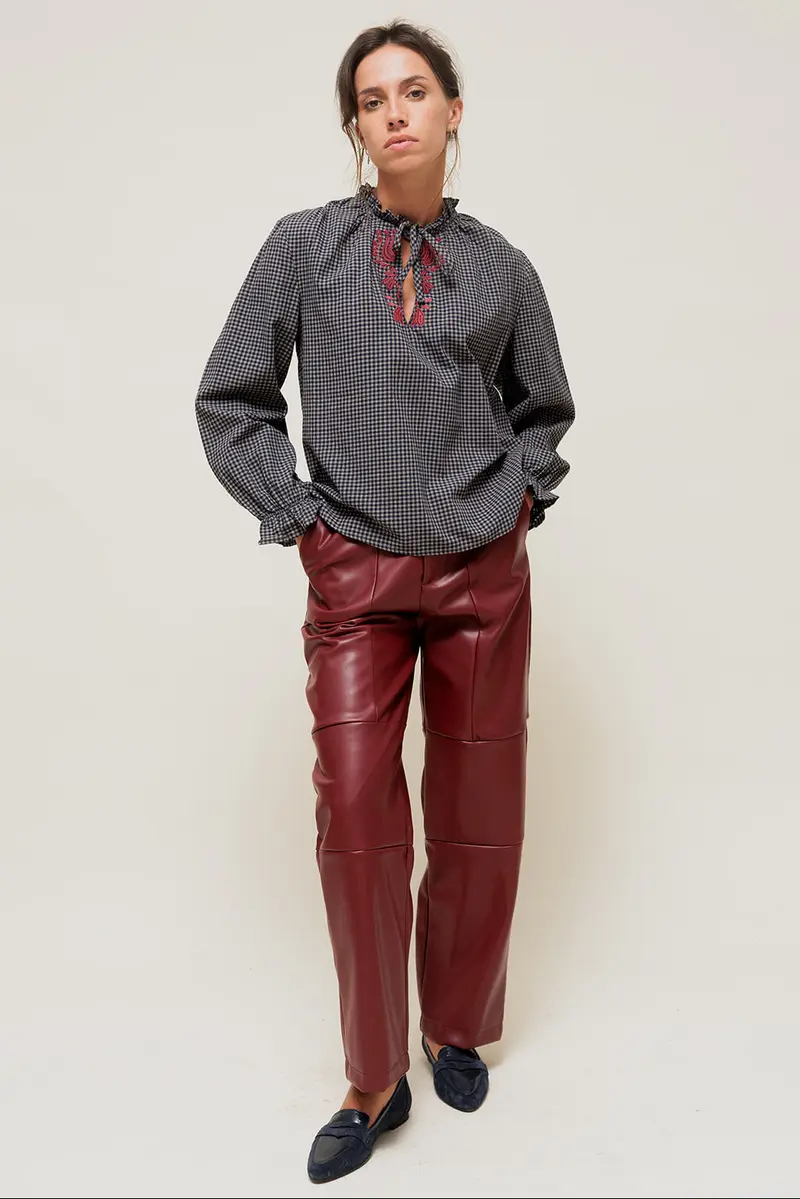 ANORIA - Pantalon en Simili Cuir Structuré Bordeaux