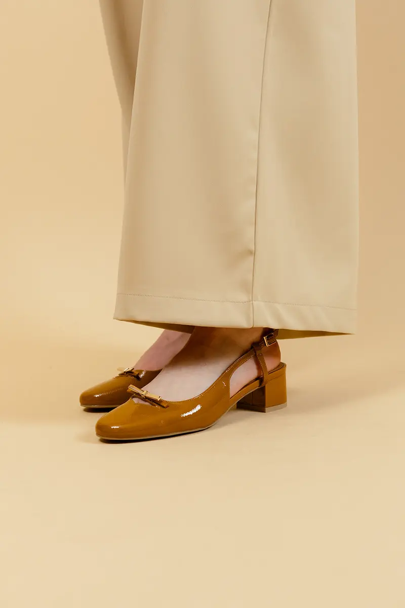 ANTHEA - Escarpins en Cuir Verni Camel