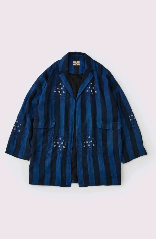 Aodress ` flowers emblem` middle coat Style 24