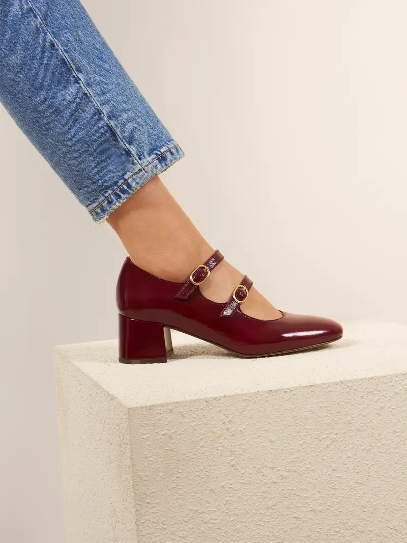 Babies à talon cuir vernis bordeaux