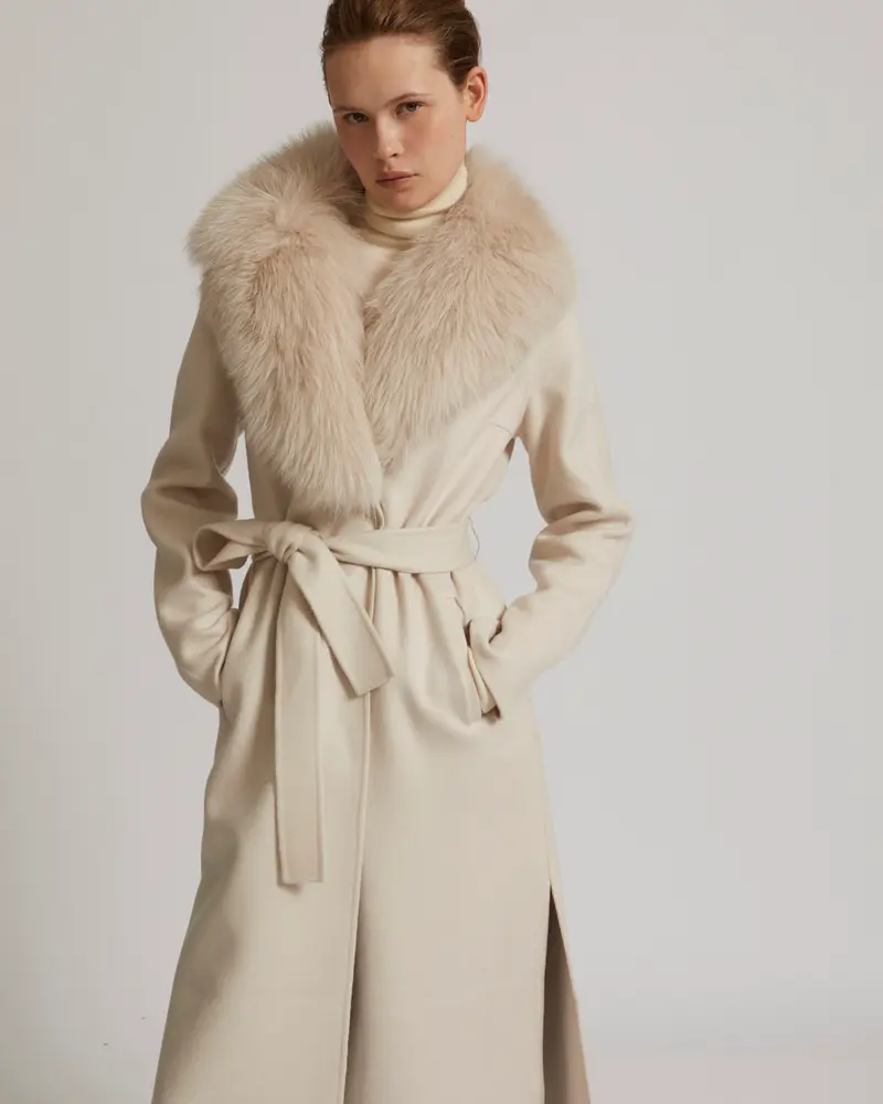 Belted coat in cashmere wool with fox fur collar and lapel