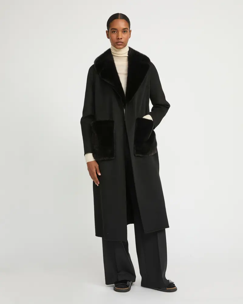 Belted coat in cashmere wool with mink fur collar and over-pockets