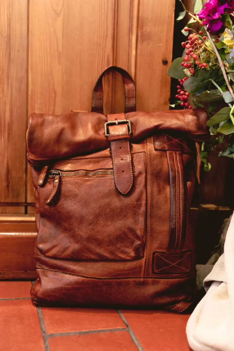 Bologne - Grand sac à dos marron clair en cuir vintage