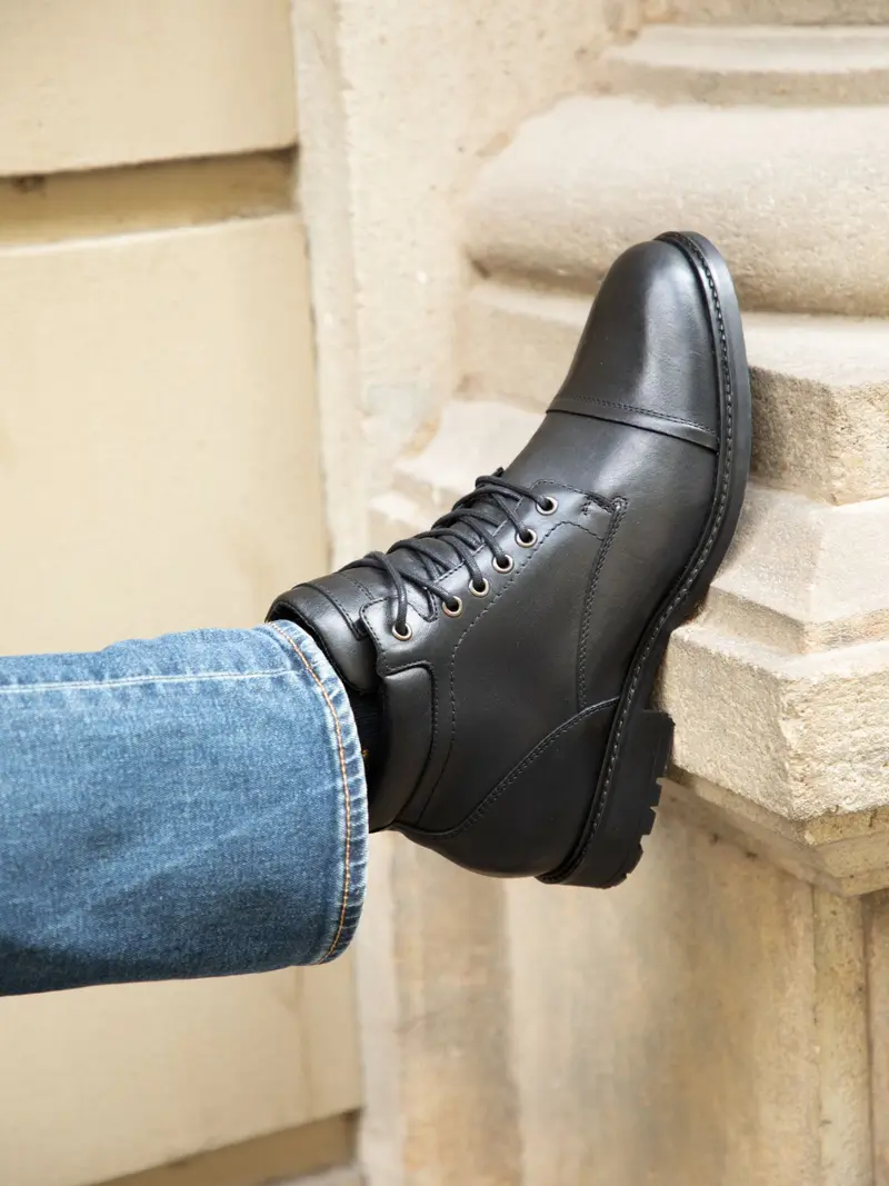 Boots rangers cuir noir