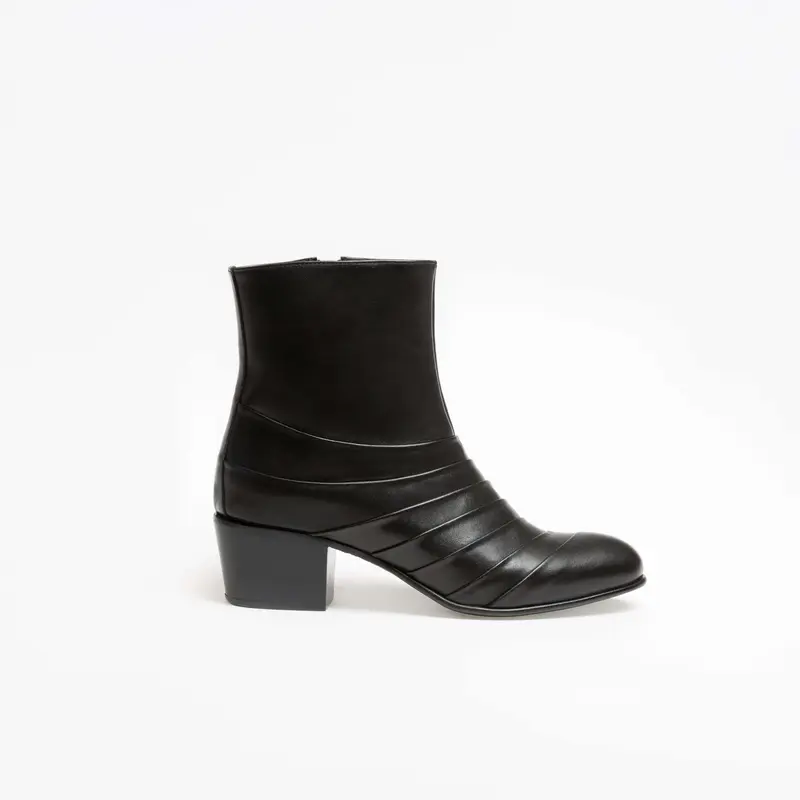 Bottine Lily en cuir de veau lisse noir