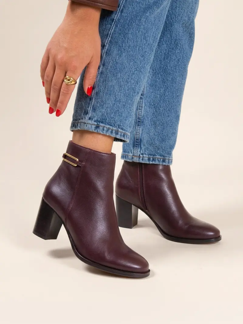 Bottines bijoux talon cuir bordeaux