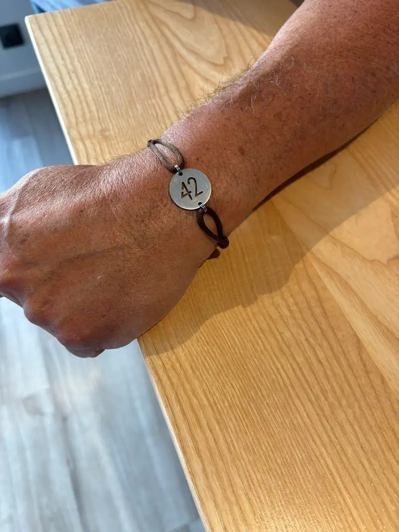 Bracelet 42 Inox marron foncé