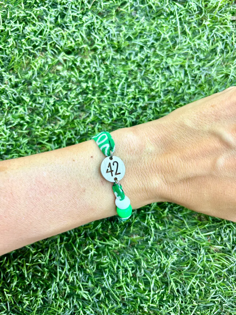 Bracelet 42 petite médaille acier bandana vert