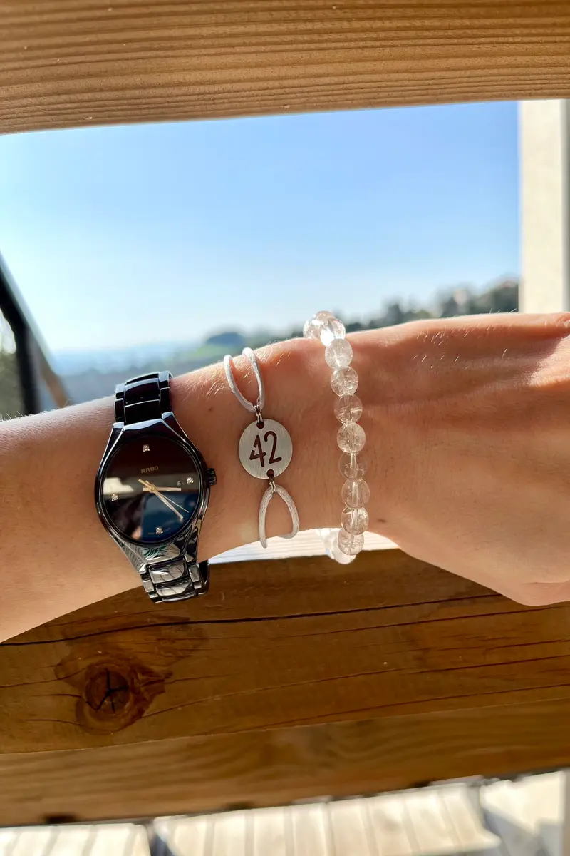 Bracelet 42 Petite Médaille Gris Clair