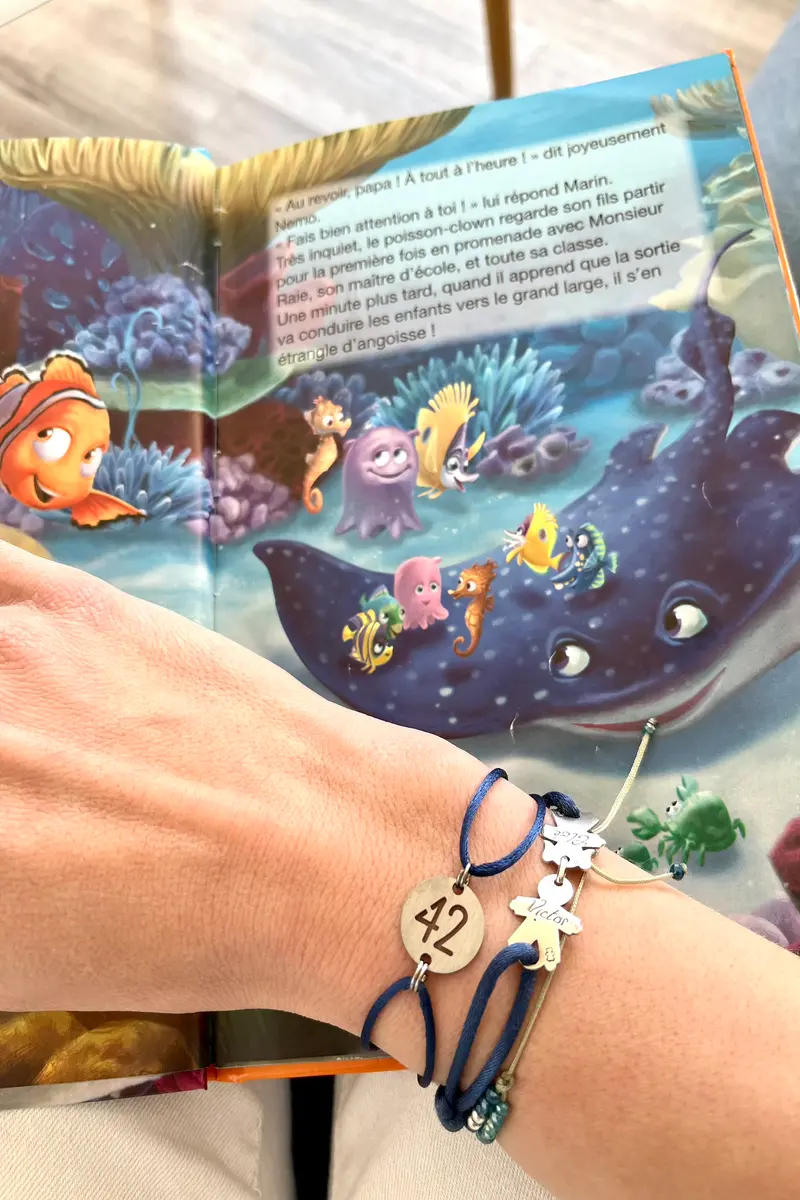 Bracelet 42 Petite Médaille Marine