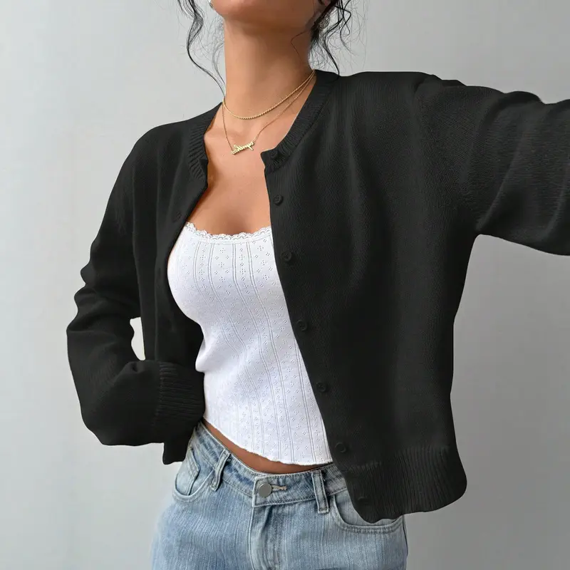 Cardigan femme en maille à col rond et boutons – Mi-saison