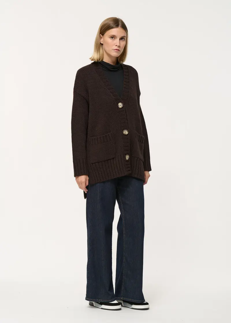 Cardigan oversize marron en maille épaisse