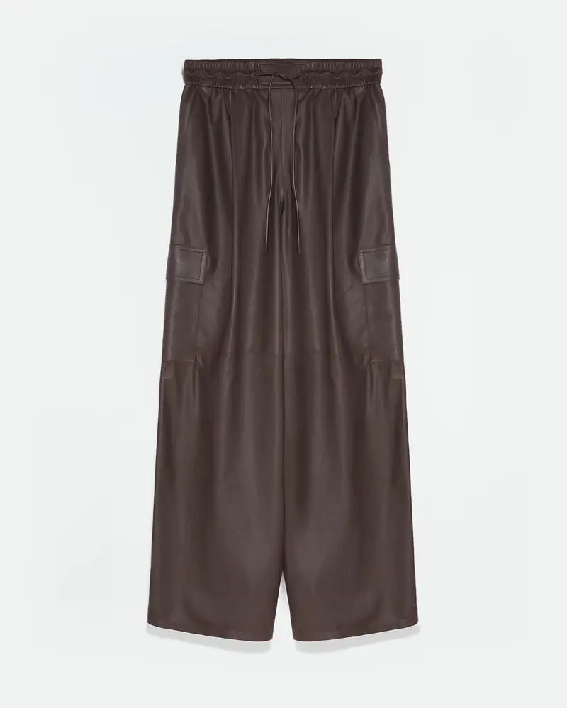 Cargo trousers in lamb leather