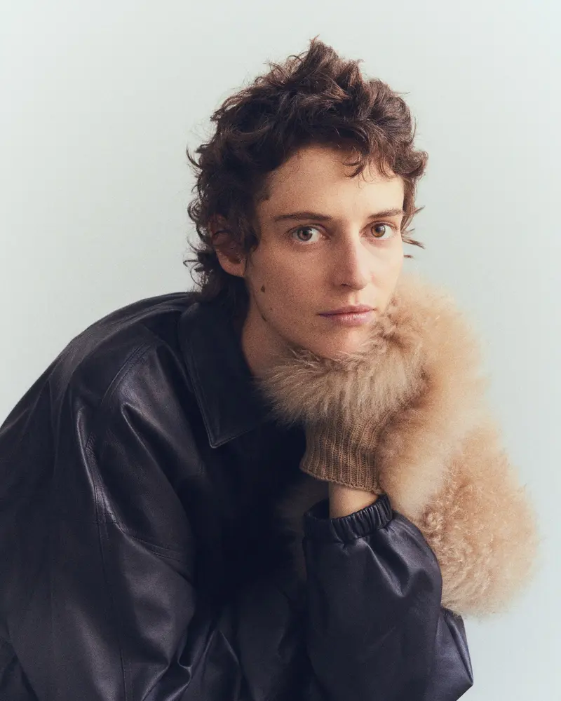 Cashmere and wool knit mittens with cashmere lambskin