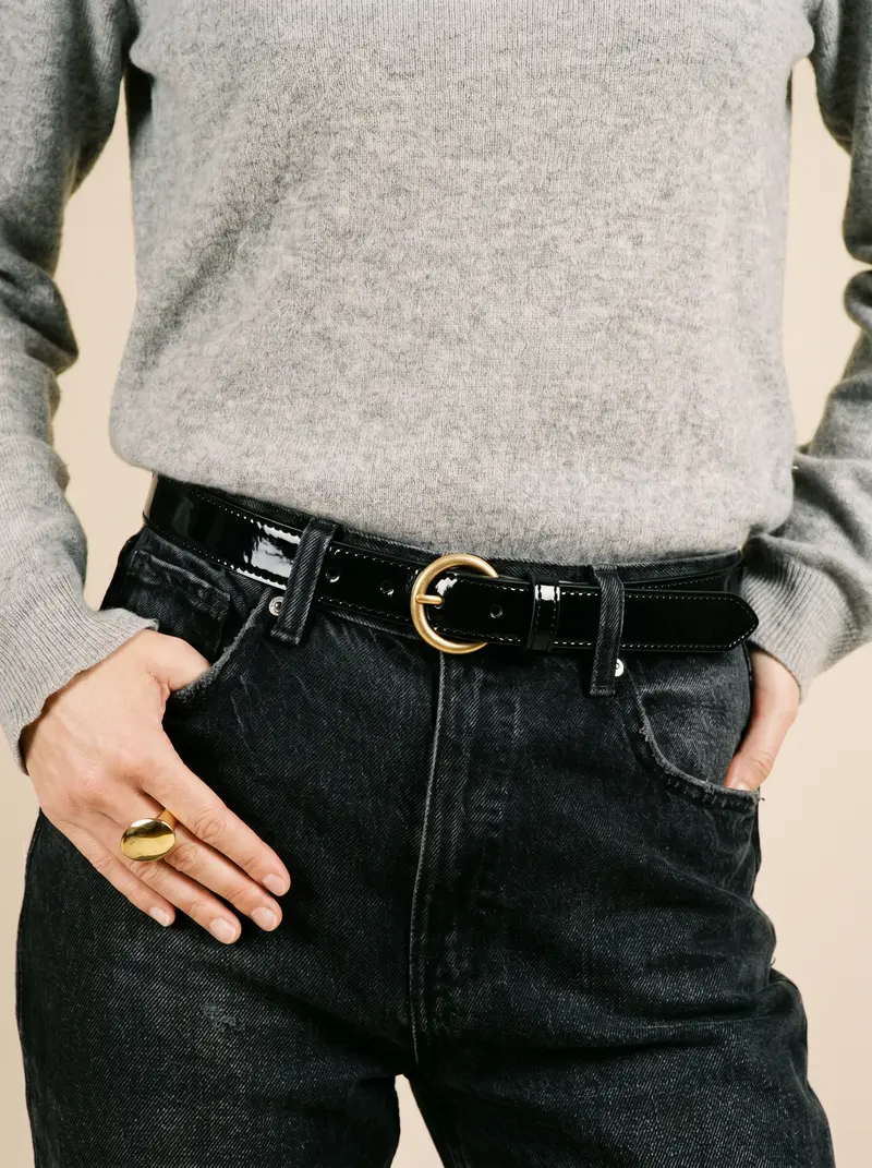 Ceinture boucle d'or cuir verni noir