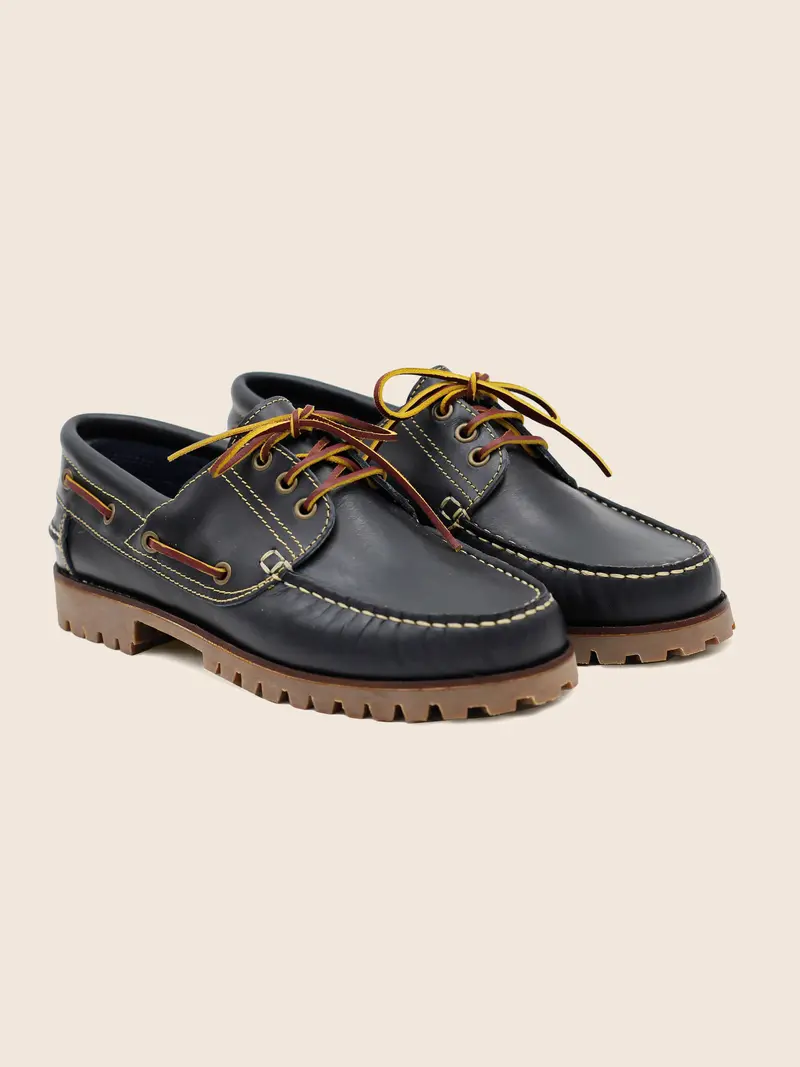 Chaussures bateau crampons cuir bleu
