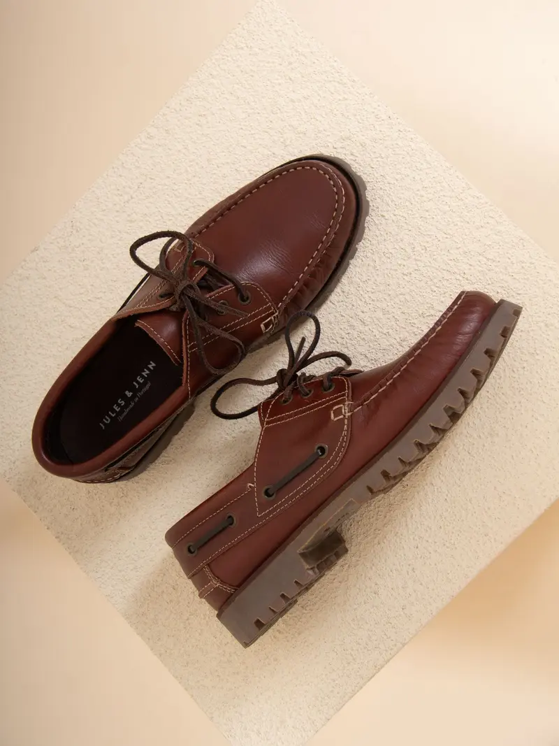 Chaussures bateau crampons marron