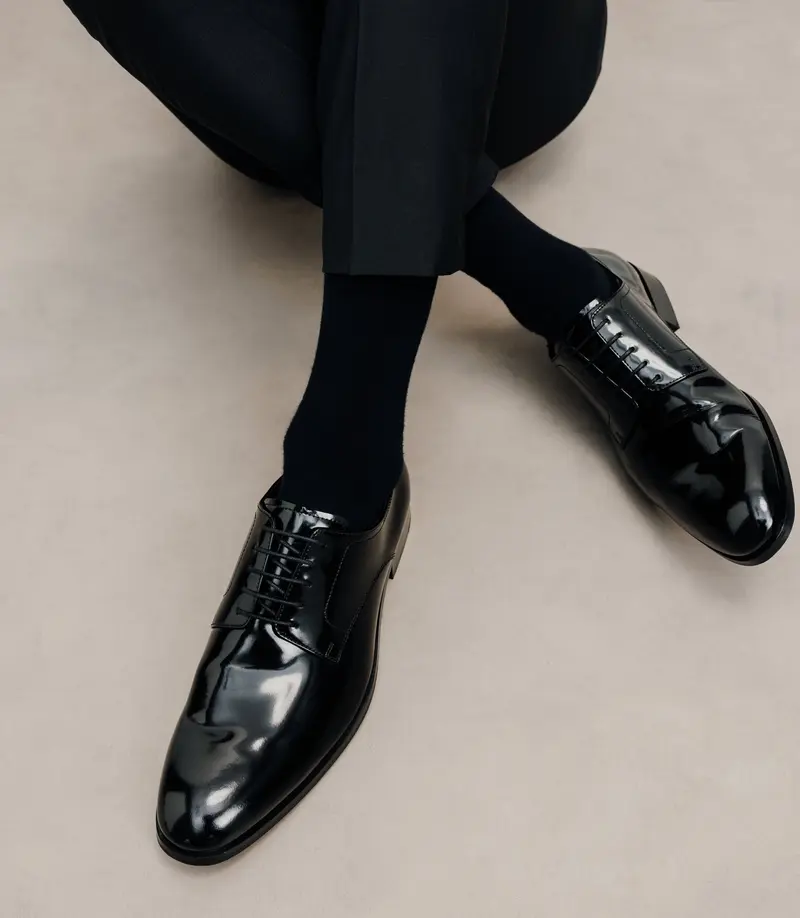 Chaussures derby en cuir vernis noir
