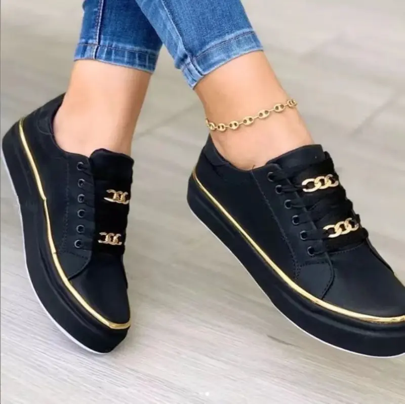 Chaussures femme à lacets et bout rond