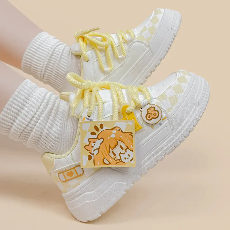 Chaussures femme plates à motif cartoon – Bout rond et simili cuir