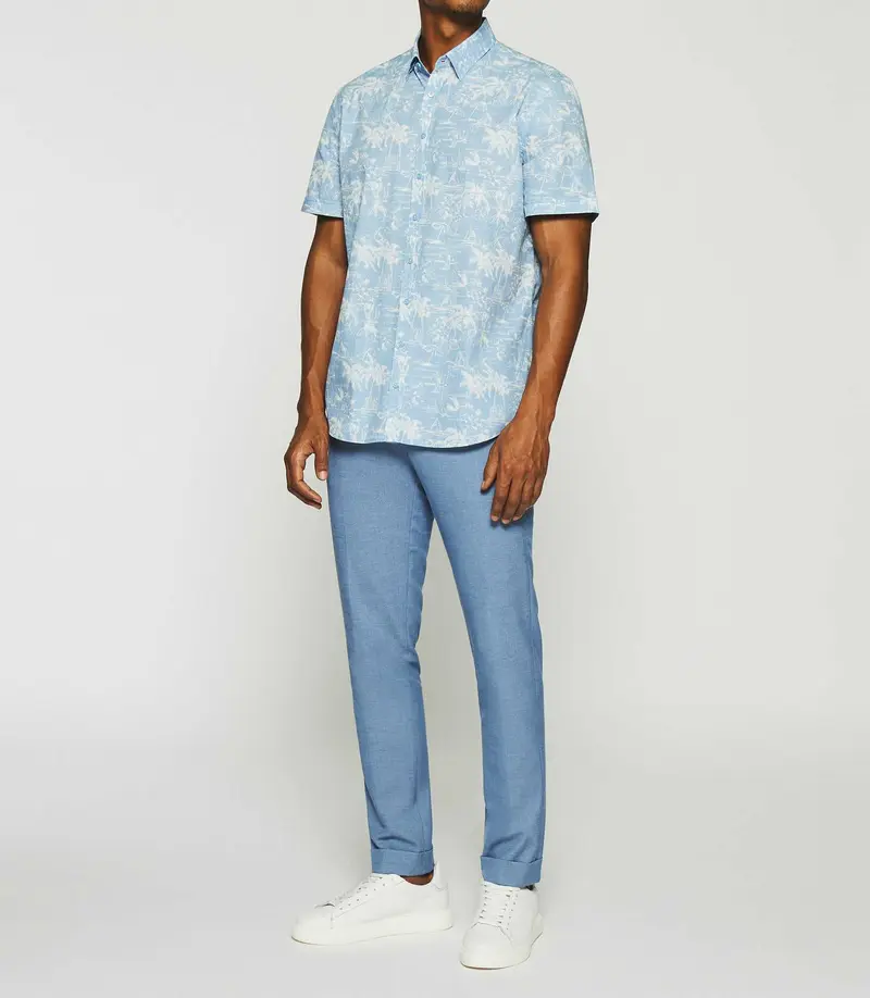 Chemise à imprimé palmier manches courtes ciel et blanche KAMILLE