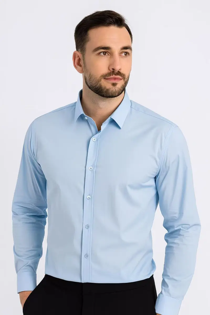 Chemise homme bleu claire– Coupe ajustée