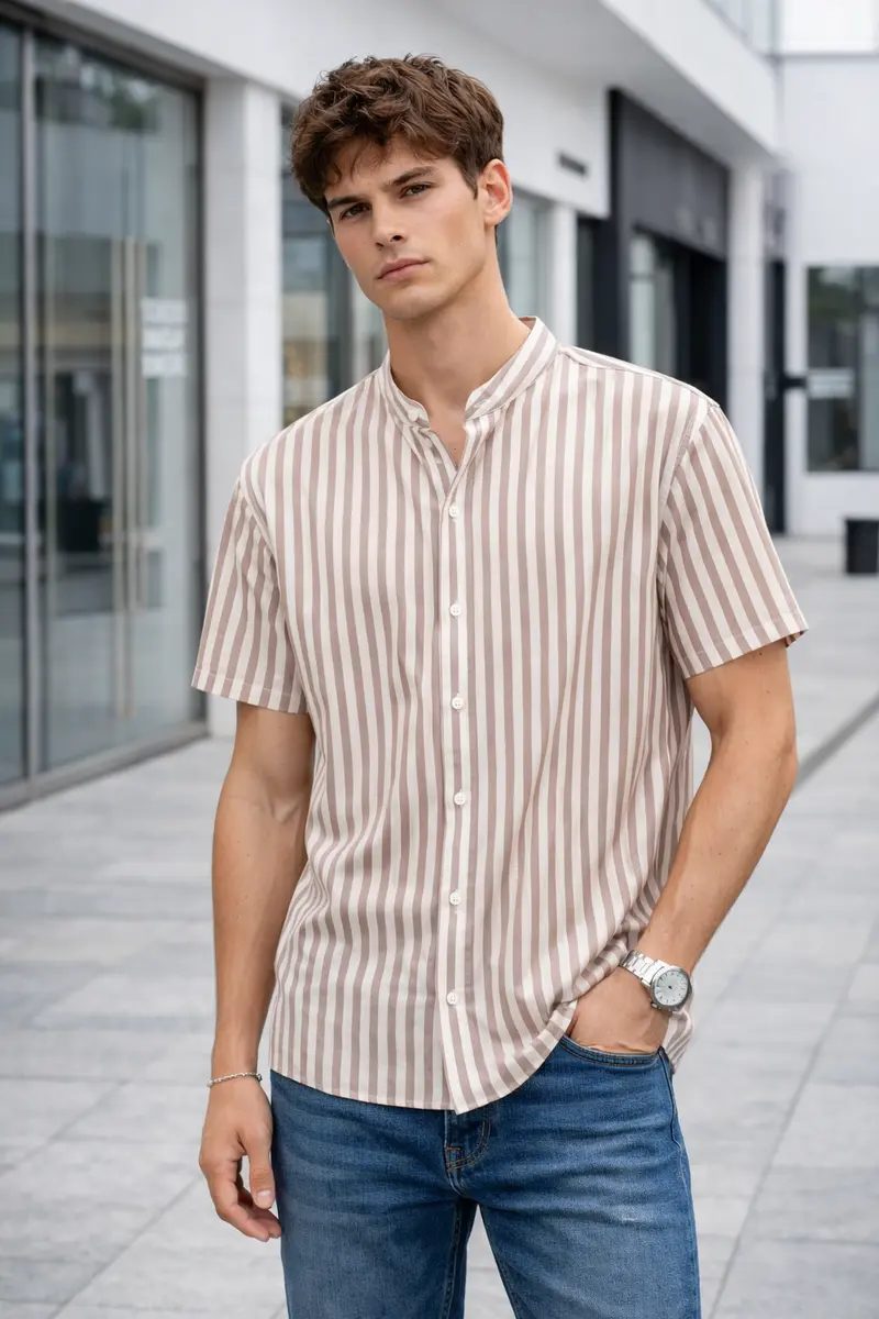 Chemise homme manches courtes rayée marron et blanc