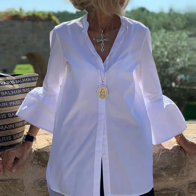 Chemise longue femme à manches évasées et boutons