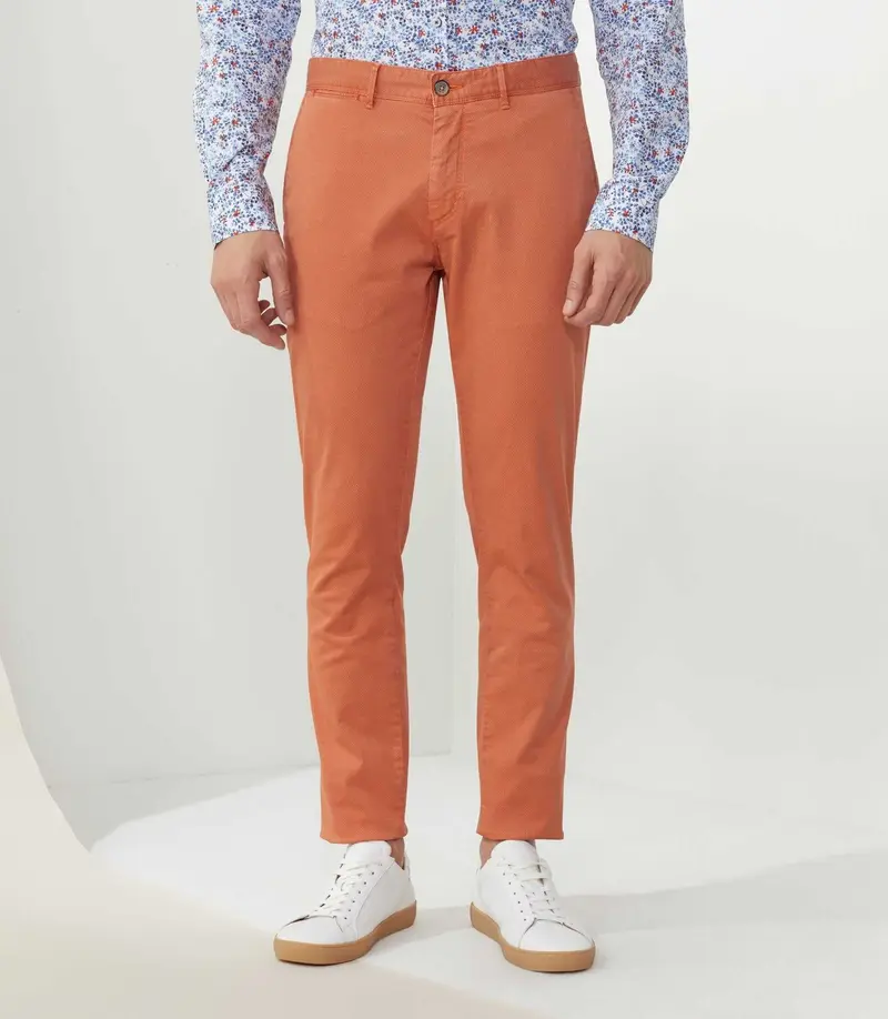Chino micromotif orange "Berline"