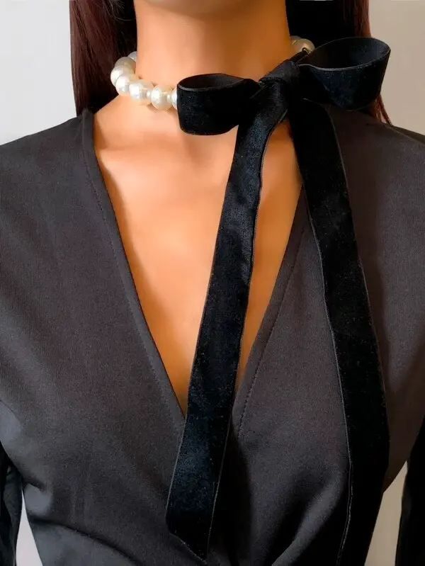 Collier velours et perles