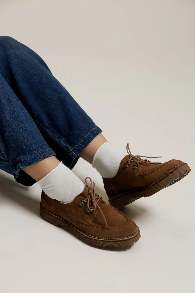 COREO - Derbies Tyroliennes en Croûte de Cuir Camel