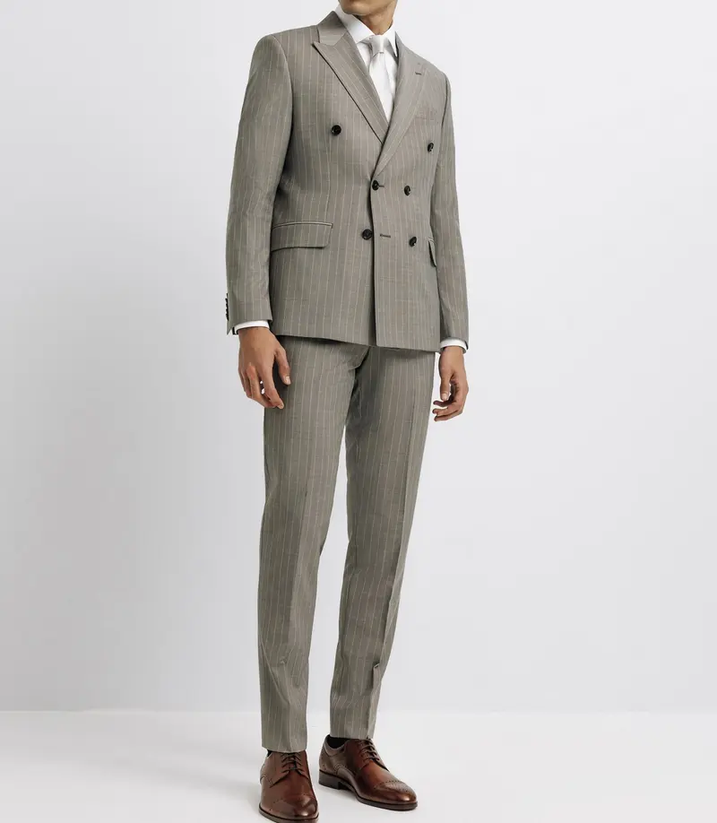 Costume croisé rayé beige