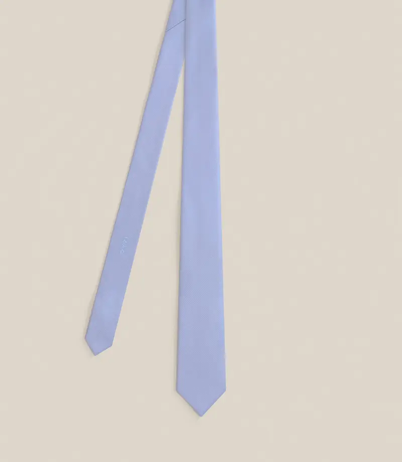 Cravate en tissu bleu ciel
