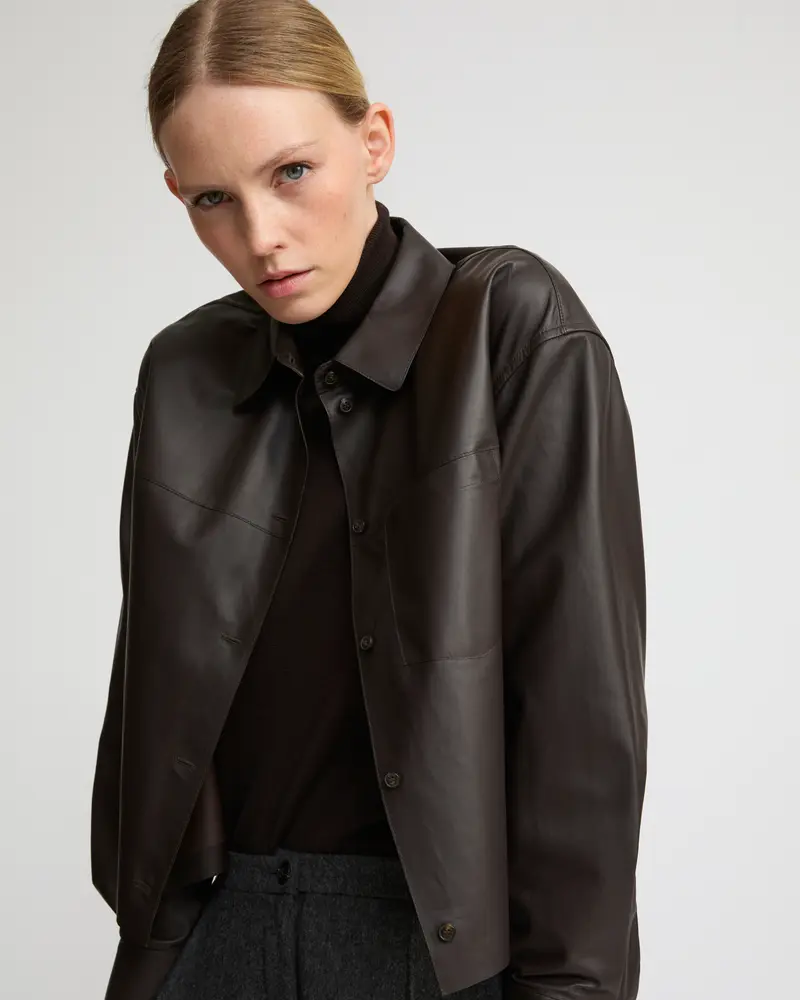 Cropped shirt in fine lamb leather