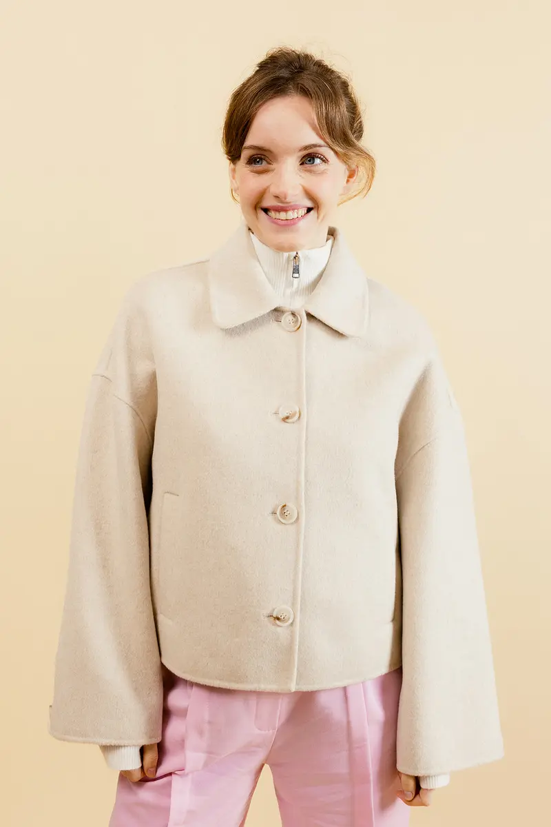 EMY - Manteau Court Oversize Beige
