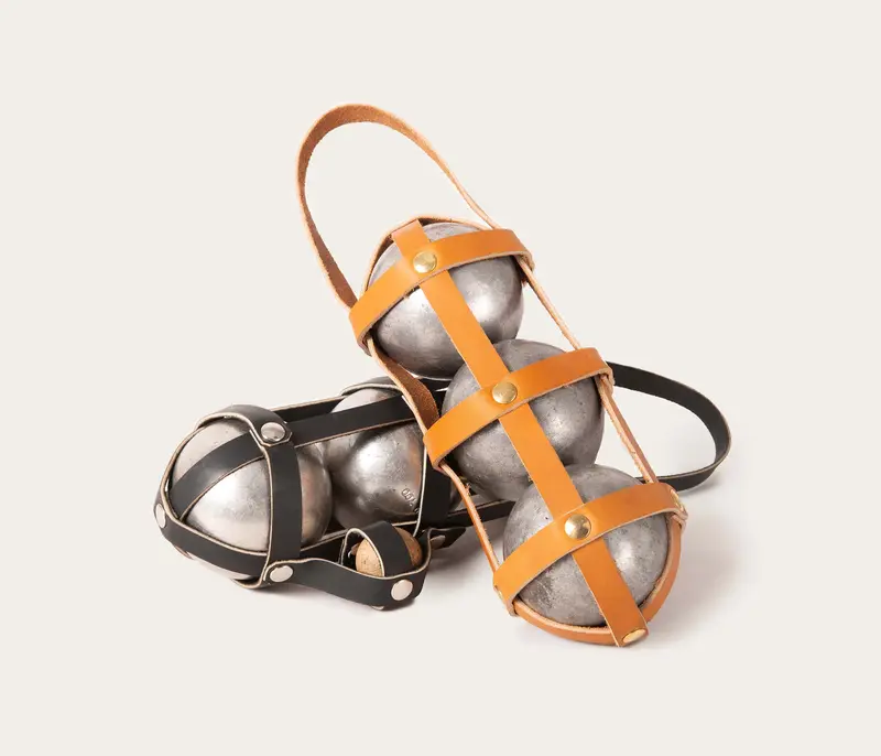 Étui boule de pétanque en cuir