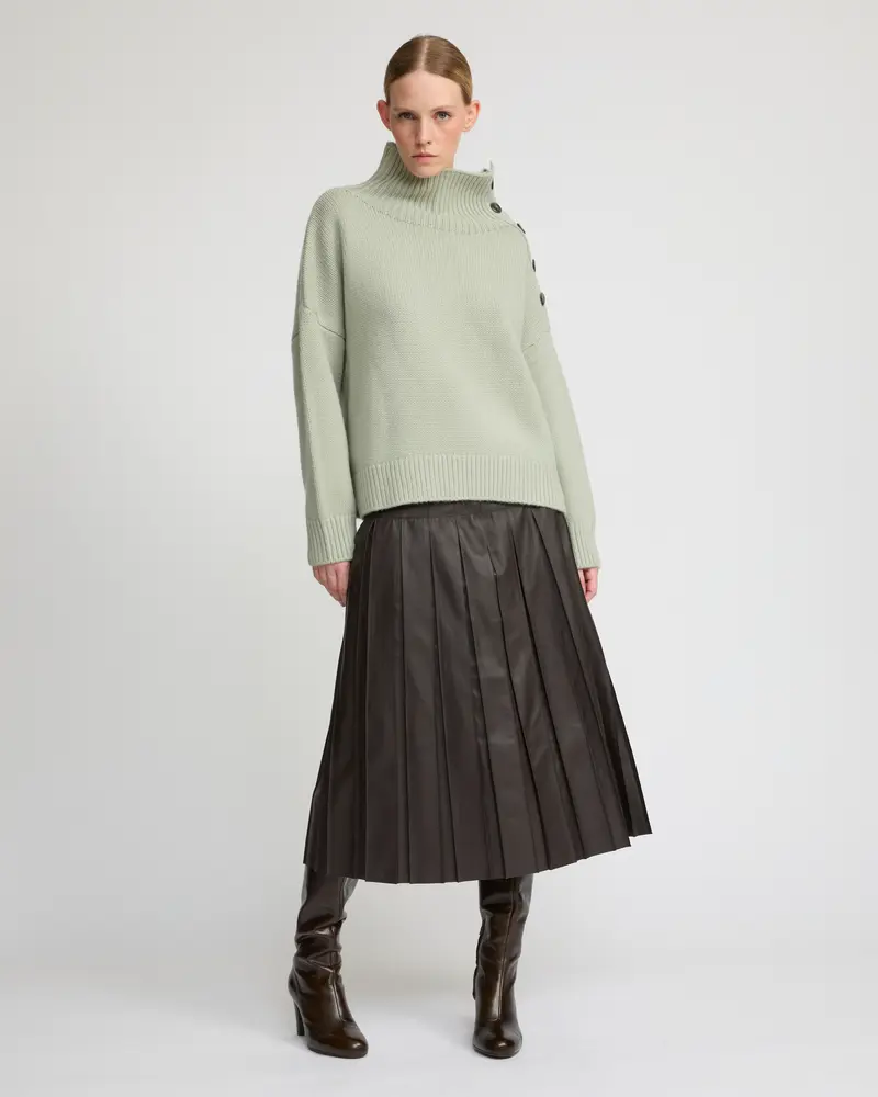 Fine lamb leather pleated skirt