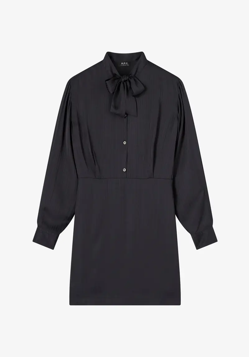 Fließendes marineblaues Kleid