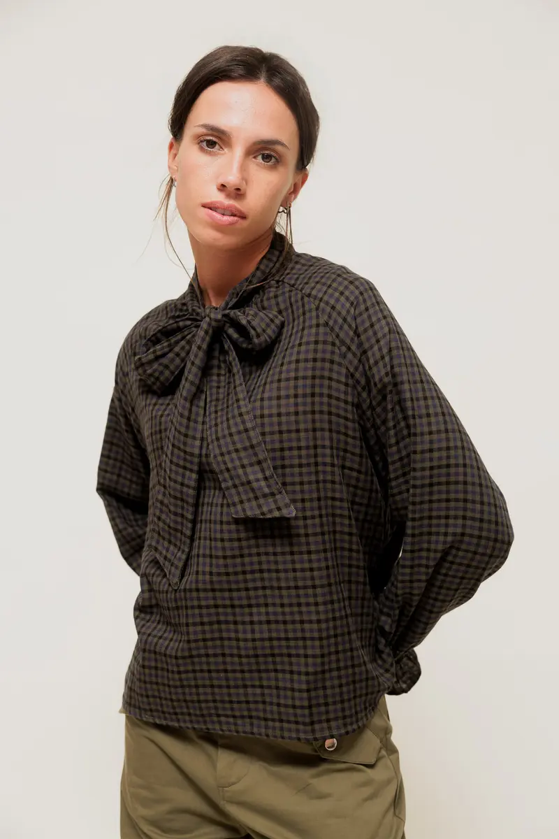 GÉLIANE - Blouse à Carreaux et Col à Nouer Kaki
