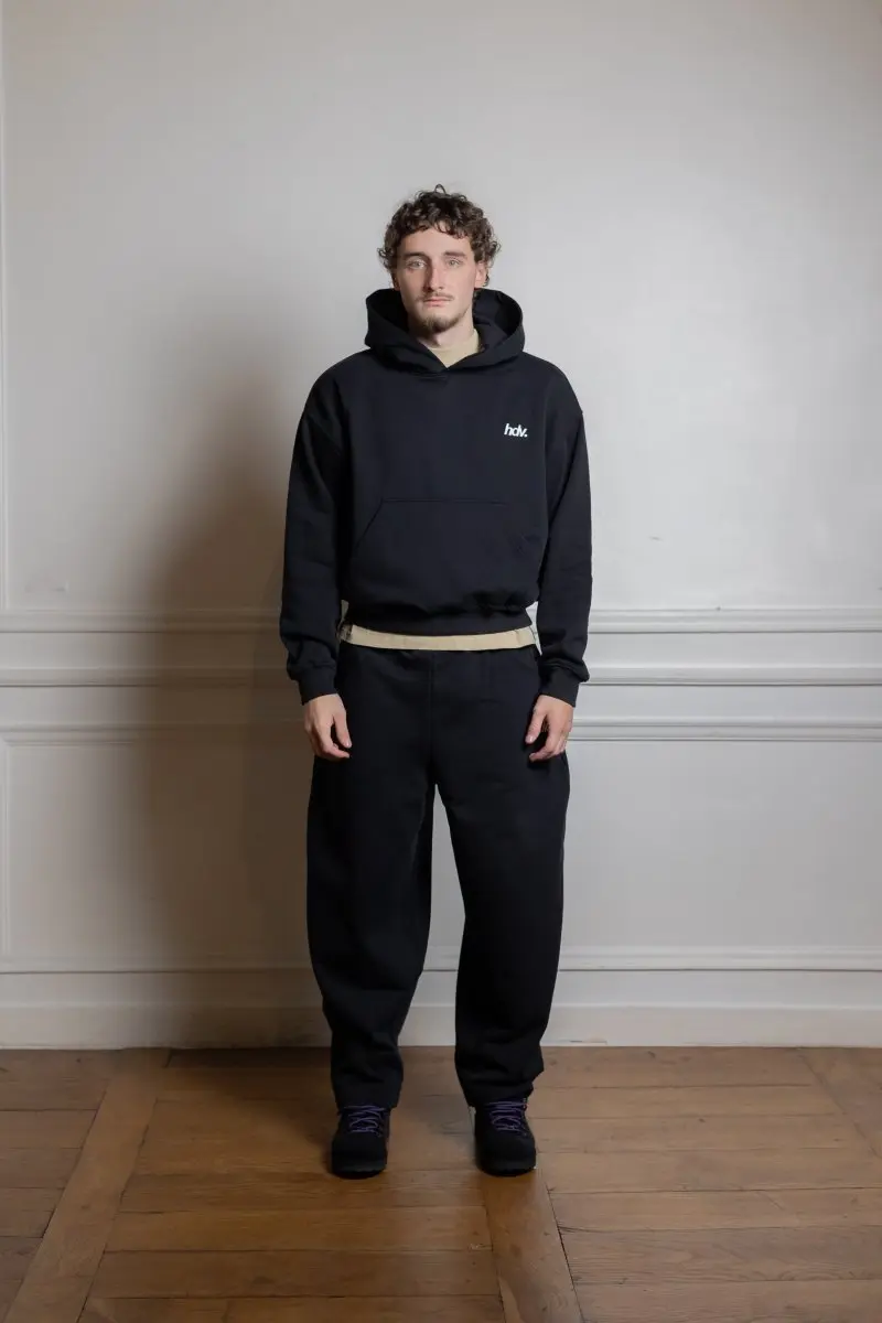Hoodie Noir Essential