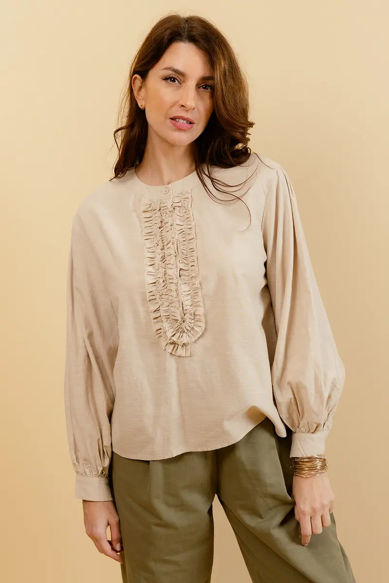ISOLA - Chemise Unie Beige Femme à Détails Froufrous