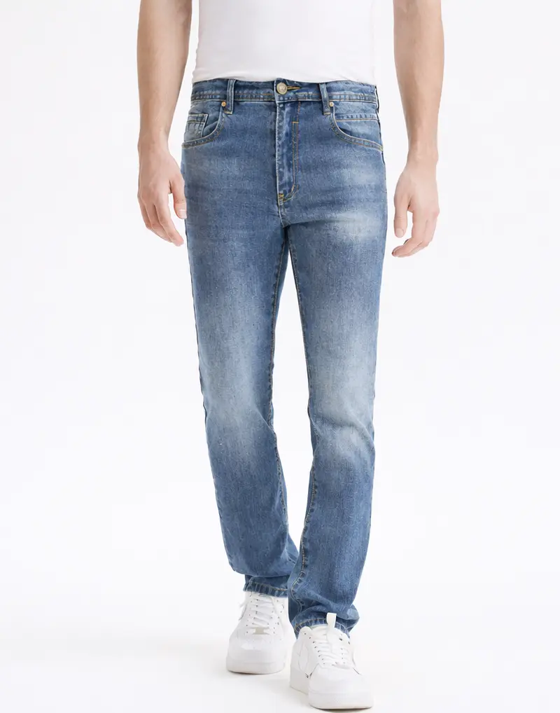 Jean Homme Coupe Regular – Denim Bleu Délavé