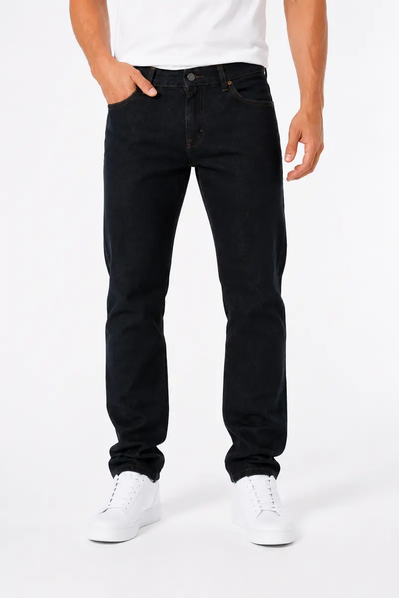 Jean homme noir coupe droite