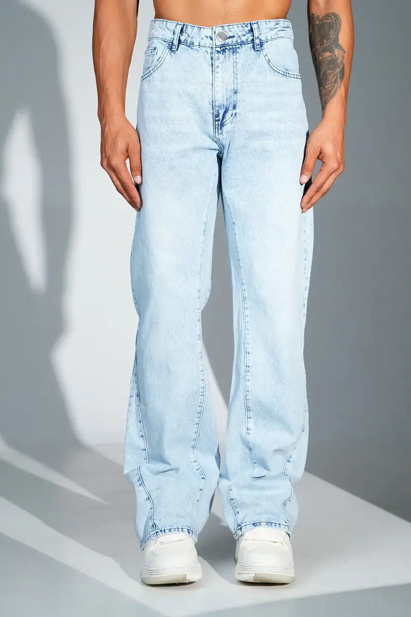 Jean Homme Outfit – Coupe Flare Denim Bleu Clair